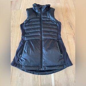 Lululemon women’s black vest 4